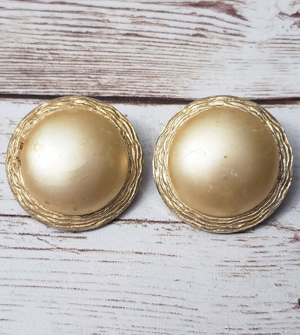 Vintage Clip On Earrings - 1" Cream Circle Stamped Hong Kong